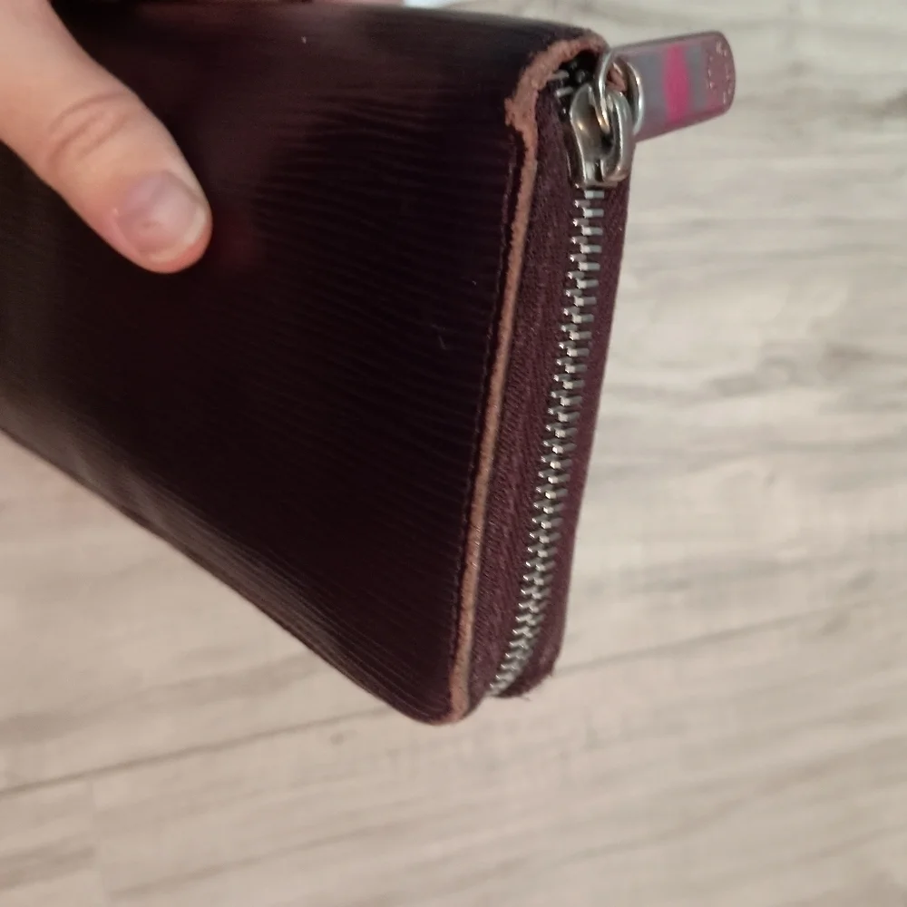 Louis Vuitton Zippy Organize Cassis Purple Leather Women Long Wallet
